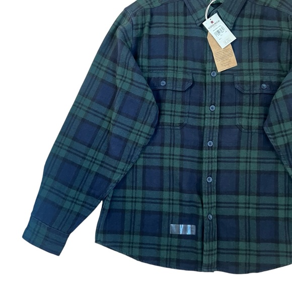 Woolrich Woolen Mills Oxbow Flannel  Plaid Shirt in Amy Navy Size Large NWT - Picture 4 of 13